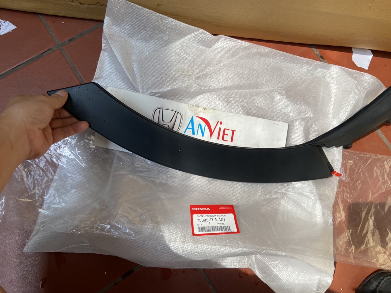 Ốp phồng bánh sau xe Honda CRV 2018-2022